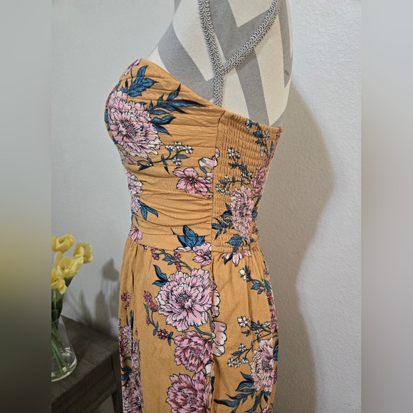 NWT Band of Gypsies Strapless Jumpsuit Mustard Yellow Pink Florals Sz Small - Picture 3 of 11